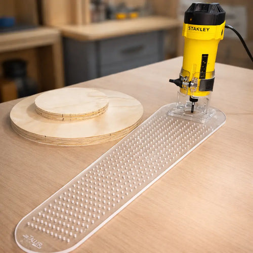 Guía para hacer círculos perfectos con router de palma madera